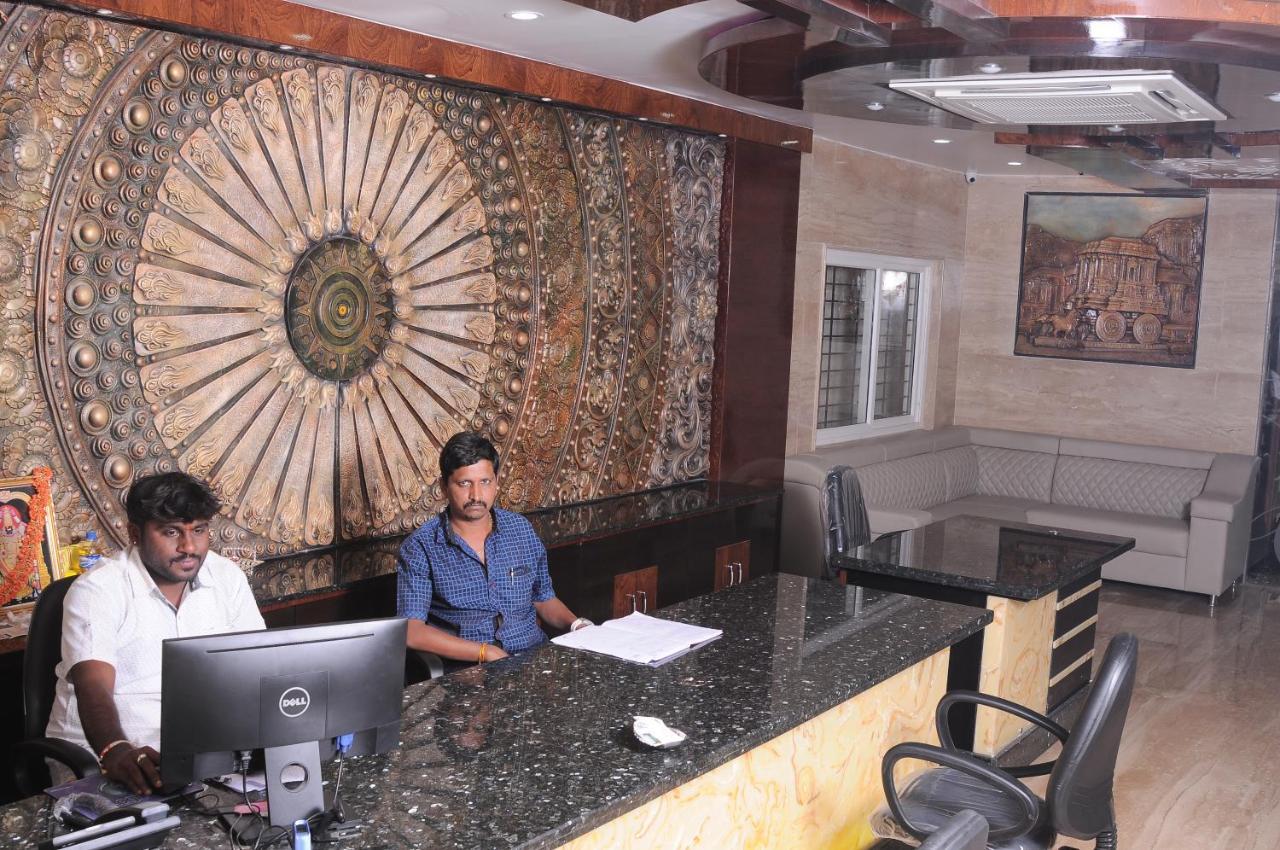 Hlvgrandinn Bangalore Buitenkant foto